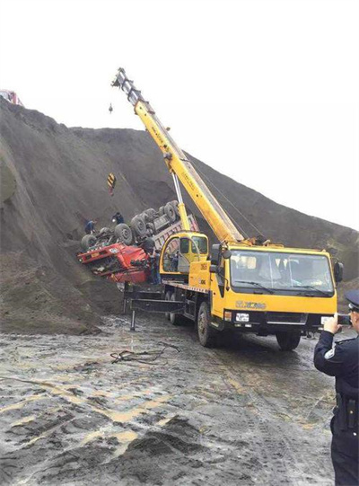 邵阳县上犹道路救援